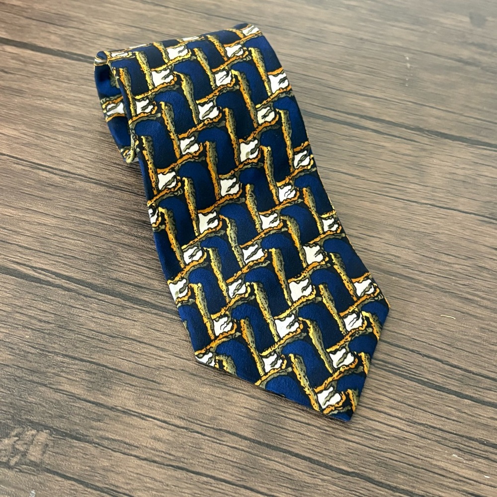 J. Garcia Men's 100% Silk Abstract Neck Tie Navy‎ Gold White 3 3/4" W x 56" L
